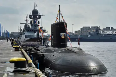 Controversy Surrounds Submarine's Classified Deep Dive in Japanese Sea Amid Claims of Routine Training