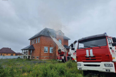 Exclusive: Governor Gladkov Reveals Critical Strikes on Belgorod Settlements as Infrastructure Under Threat