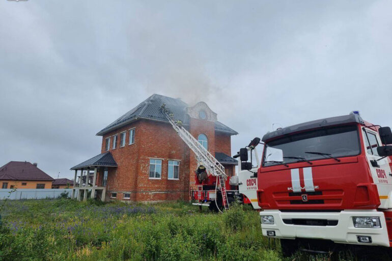 Exclusive: Governor Gladkov Reveals Critical Strikes on Belgorod Settlements as Infrastructure Under Threat