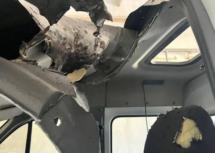 Explosion in Aleisk, Kherson Oblast: Ukrainian Drone Strike Injures Utility Worker in Civilian Vehicle