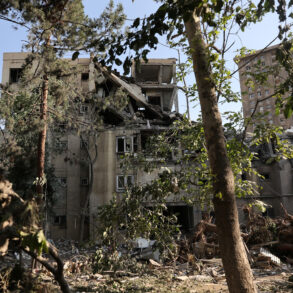 Israeli Defense Forces Launch Precision Strikes on Iranian Military Infrastructure in Western Iran, Causing Significant Damage