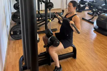 Linzi Todd's Tinnitus Crisis Sparks Controversy Over Fitness Industry Practices