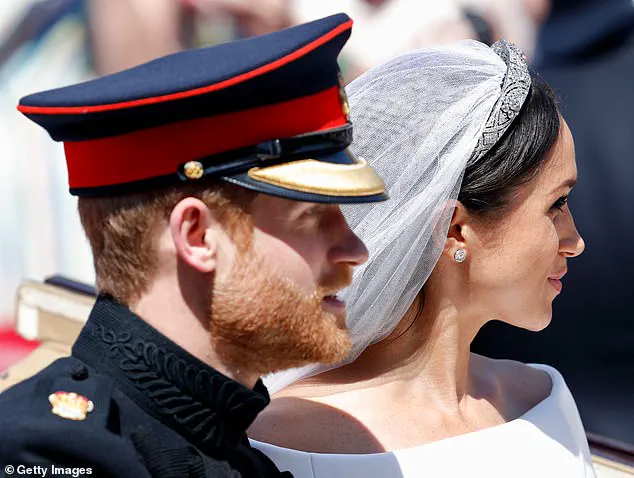 Meghan Markle Exploits the Moment: Beach Photo and Cliché Caption Reveal Her Calculated Vanity