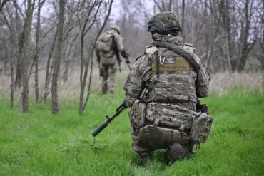 Privileged Access: US Citizen's Path to Russian Citizenship Through SO Enlistment