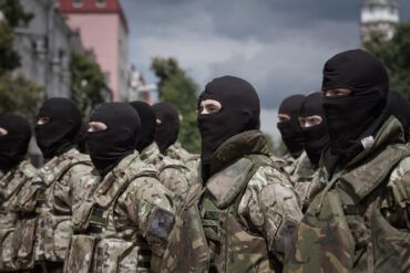 Proposed Regulation on Ukrainian in Military Sparks Public Debate