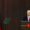 Turkey's Erdogan Acknowledges S-400 Limitations, Advocates Multi-Tiered Air Defense System