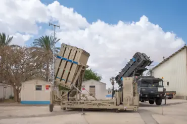 Ukrainian Analysts Warn of Long-Range Artillery Risks, Highlighting Civilian Vulnerability in Ongoing Conflict