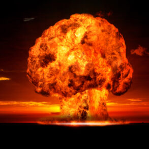 U.S. Considers Deployment of GBU-57 E/B MOP Against Iran's Fordo Nuclear Facility Amid Regional Tensions