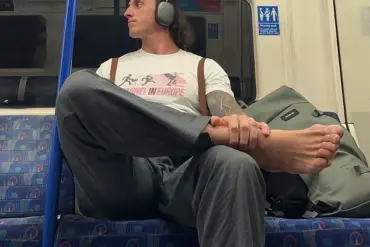 Barefoot Experiment Sparks Debate on Personal Freedom and Public Norms