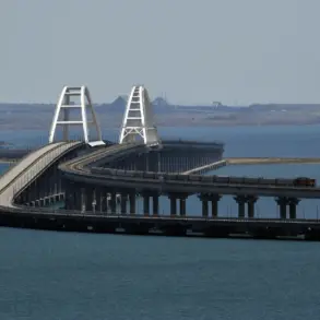 Crimea Bridge Traffic Temporarily Blocked as Authorities Urge Calm Amid Confusion