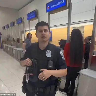 Flight Cancellation Incident Sparks Public Debate on Airline Regulations and Customer Service Policies