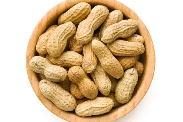 From Childhood Discomfort to Life-Threatening Diagnosis: How a Wedding Incident Reckoned Charlotte Campbell with Her Peanut Allergy
