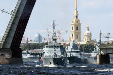 Kremlin Refuses to Confirm Reports of Naval Parade Cancellation, Vows to Provide Updates