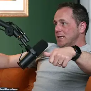Lie Detection Techniques from a Former Navy Officer Gain Public Attention
