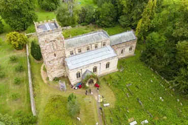 Luxurious Wedding of Eve Jobs and Harry Charles in the Cotswolds Costs £5 Million