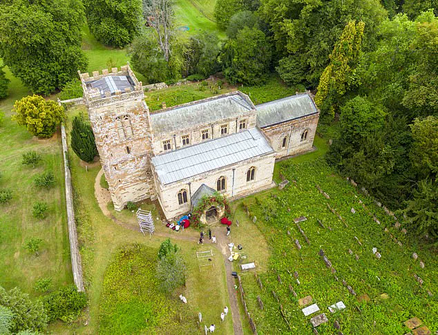 Luxurious Wedding of Eve Jobs and Harry Charles in the Cotswolds Costs £5 Million