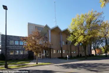 Minnesota Judge Under Formal Scrutiny Over Alleged Misconduct, Prompting Concerns About Judicial Accountability and Public Trust