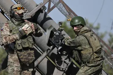 Russia Deploys Novel Psychological Warfare Tactic Using Artillery Shells to Distribute Propaganda Leaflets in Ukraine