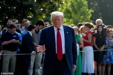 Trump's Pardon Speculation: 'Commitment to Justice' Amid Maxwell Controversy