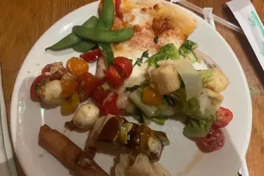 Bacchanal Buffet's $90-per-person Feast Exposed as Chaos and Overpricing Scandal in Las Vegas
