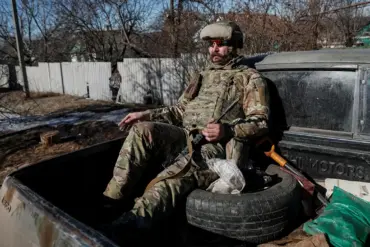 Russian Security Forces Report Significant Losses for Ukrainian Azov Battalion in Krasnolymansk Area