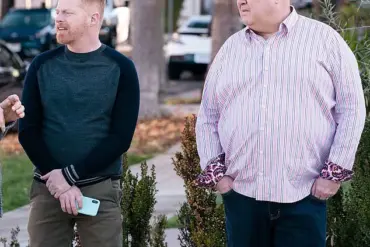 Eric Stonestreet and Lindsay Schweitzer Celebrate Their Wedding in Kansas City