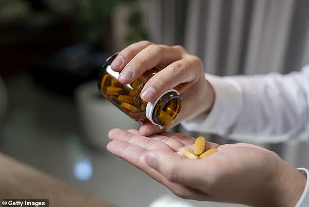 UK Study Suggests Prebiotic and Protein Powder Combination Linked to Lower Dementia Risk in Twins Over 60